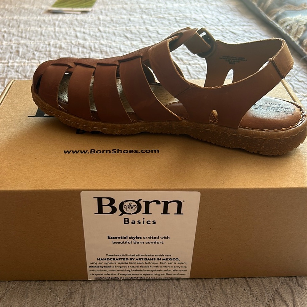 Born Tilia Sandals. Brown. Size USA 10